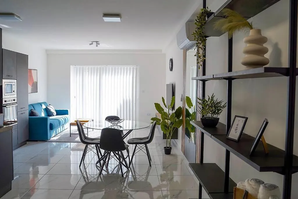 Luxurious Apartment Next To The Sea Gzira Malta